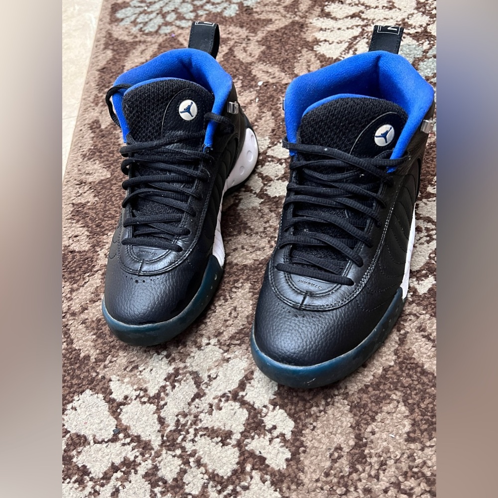 Jordan Sneakers